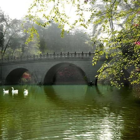 Hongzhushan Hotel Mount Emei Le-šan Exteriér fotografie